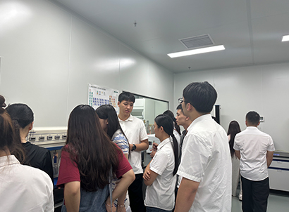 Đào tạo chuyên nghiệp cho khách hàng nhạc cụ Kejian